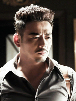 潜伏在黎明之前_宅剧情