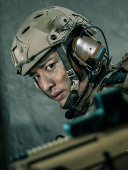 空降利刃_宅剧情