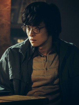 刺杀小说家_宅剧情