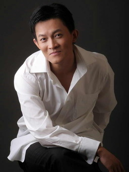 雷哥老范_宅剧情