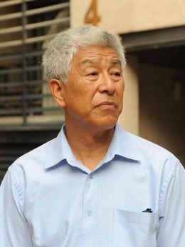 老牛家的战争_宅剧情