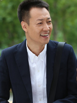 跟我回家_宅剧情