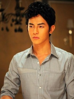 姐姐立正向前走_宅剧情