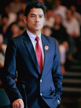 全民目击_宅剧情