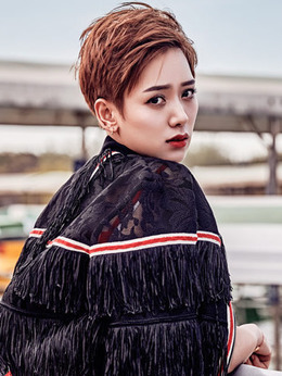 爱之初体验_宅剧情