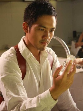 火线追凶之掘墓人_宅剧情